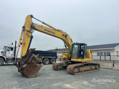 2006 Komatsu PC228USLC-3 Excavadora de Cadenas (Inoperable)