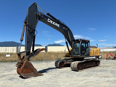 2012 John Deere 350GLC Tracked Excavator