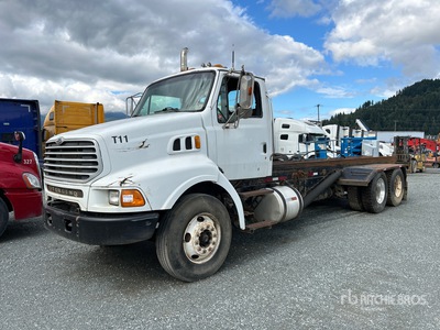 2002 Sterling L8500 6x4 Roll-Off Truck