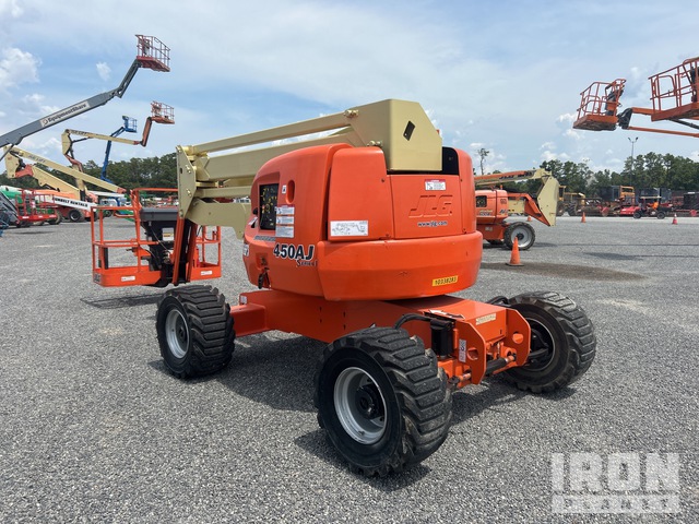 ELEVADOR ARTICULADO 2015 JLG 4WD 450AJ