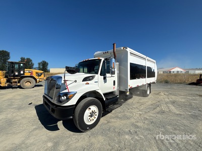 2008 International 7300 4x2 Side Loader Camion de collecte des ordures ménagères