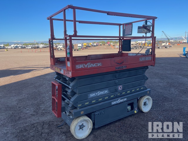 ELEVADOR TIJERA 2014 SKYJACK SJIII4632