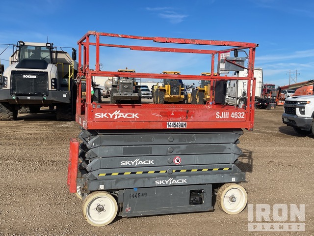 ELEVADOR TIJERA 2014 SKYJACK SJIII4632
