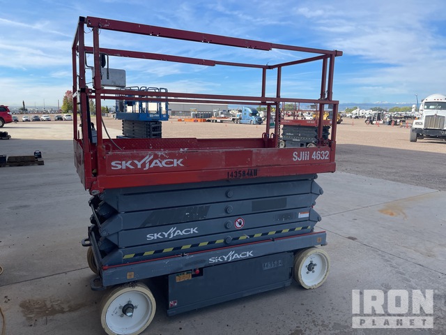 ELEVADOR TIJERA 2014 SKYJACK SJIII4632