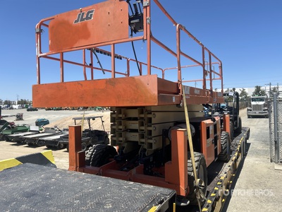 2018 JLG NLA منصة رفع متحركة