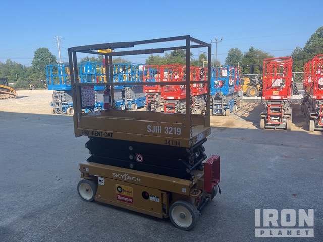 ELEVADOR TIJERA 2019 SKYJACK SJIII3219