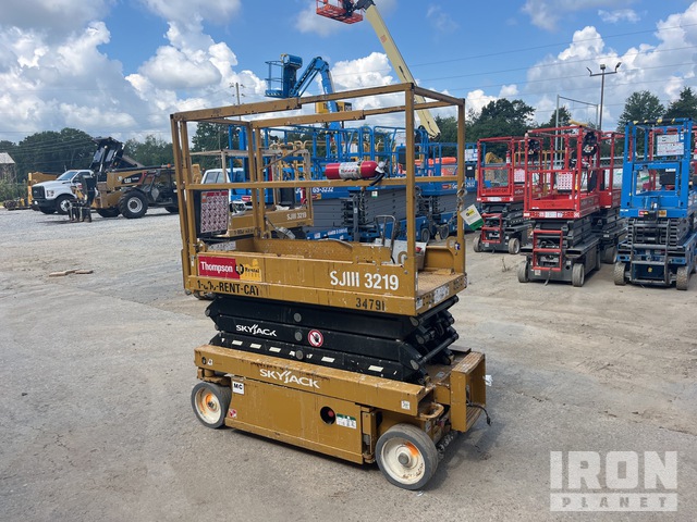 ELEVADOR TIJERA 2019 SKYJACK SJIII3219