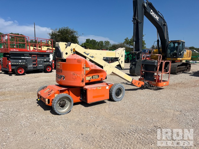 ELEVADOR ARTICULADO 2015 JLG E400AN