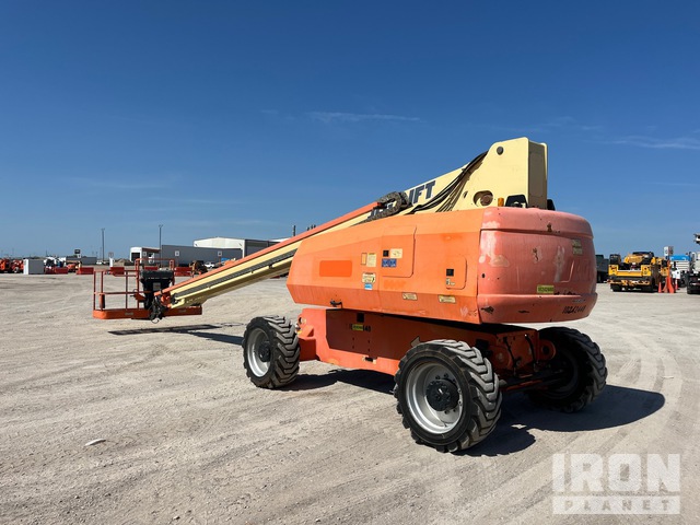 ELEVADOR TELESCóPICO 2014 JLG 4WD 800S