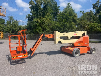 2017 JLG E450AJ 2WD Electric Articulating Boom Lift