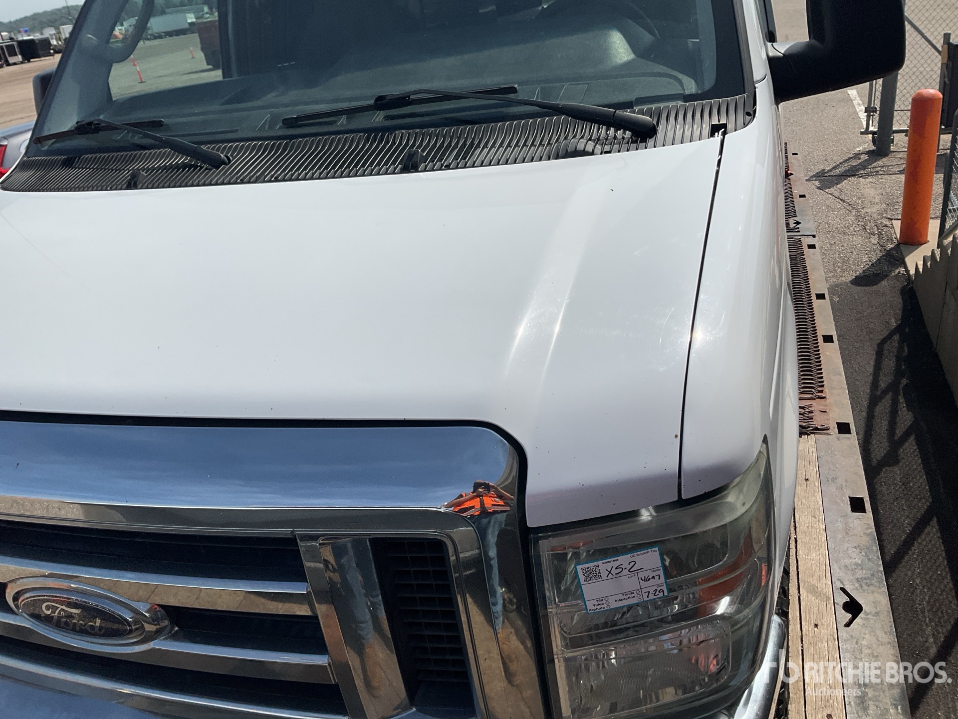2012 Ford E-250 Fourgon cargo