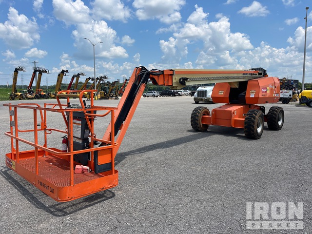 ELEVADOR TELESCóPICO JLG 4WD 660SJ