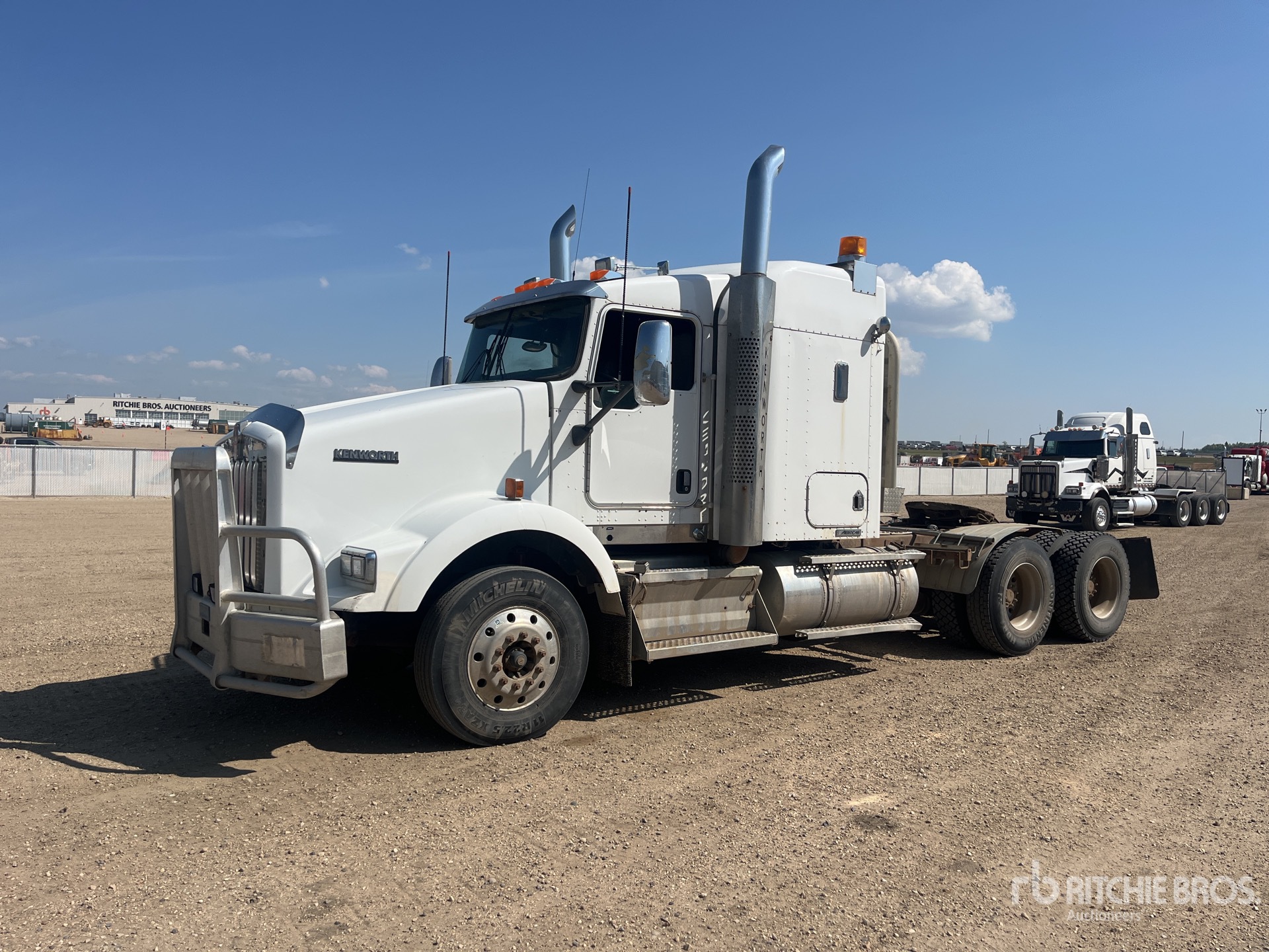 2009 Kenworth T800 Sleeper Truck Tractor