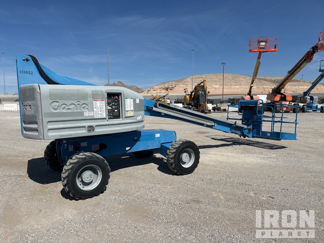 ELEVADOR TELESCóPICO 2014 GENIE 4WD S40