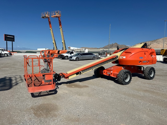 2014 JLG 400S