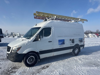2016 Mercedes-Benz SPRINTER 2500 4x2 Utility Truck