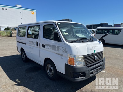 2010 Nissan CARAVAN Furgoneta de pasajeros