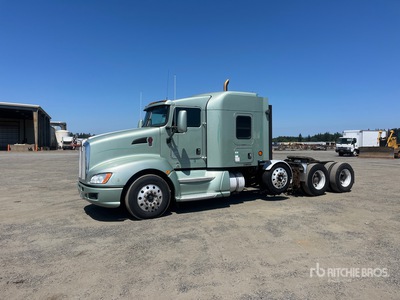 2012 Kenworth T660 8x4 Sleeper Truck Tractor