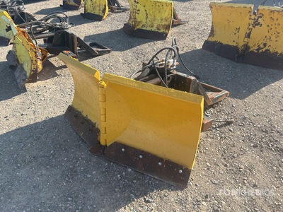 Trackless 56 in V Schneepflug - Fits Sidewalk Plow