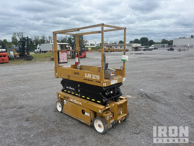 ELEVADOR TIJERA 2019 SKYJACK SJIII3219