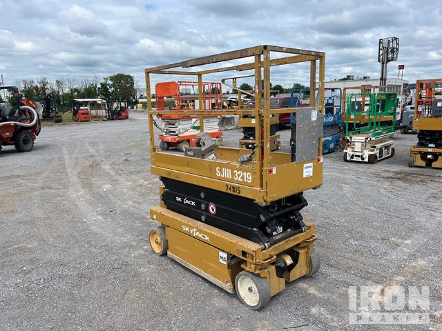 ELEVADOR TIJERA 2019 SKYJACK SJIII3219