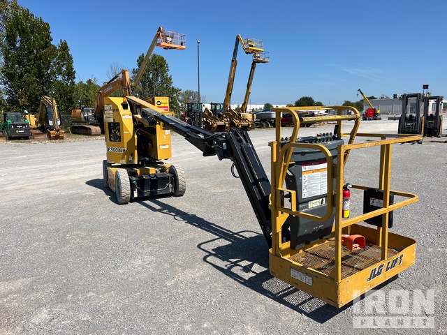 ELEVADOR ARTICULADO 2017 JLG E300AJP