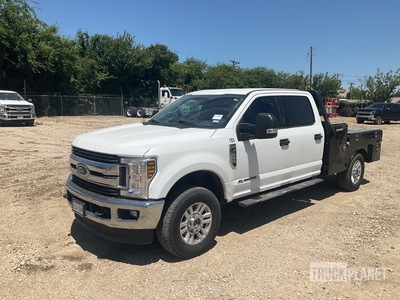 2019 Ford F-250 XLT 4x4 Crew Cab Camión Utilitario
