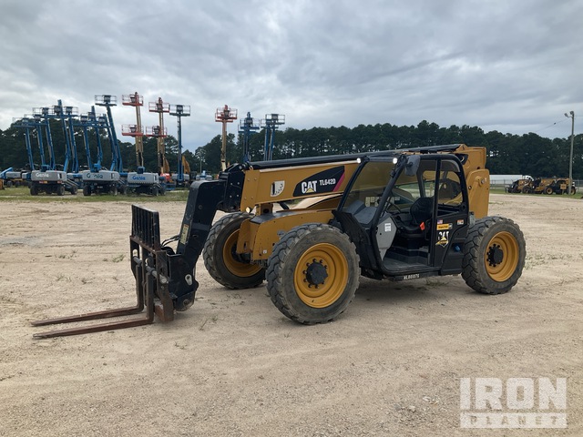 MANIPULADOR 2018 CATERPILLAR