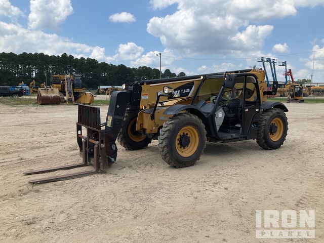 MANIPULADOR 2016 CATERPILLAR