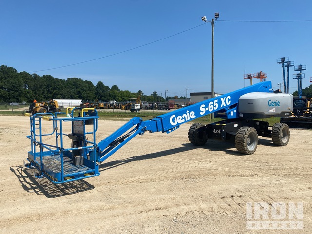 ELEVADOR TELESCóPICO 2022 GENIE 4WD S65XC