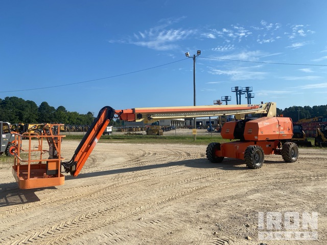 ELEVADOR TELESCóPICO 2011 JLG 4WD 860SJ