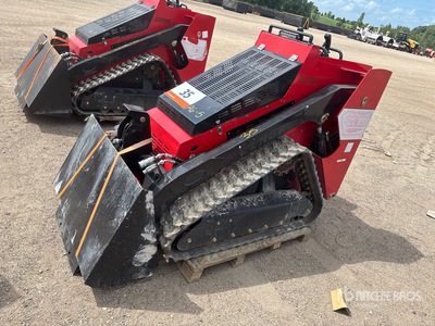 Valley Pioneer SCL850 Mini Compact Track Loader (Unused)