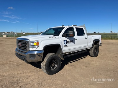 2017 GMC Sierra 2500HD SLE 4x4 Crew Cab Pickup