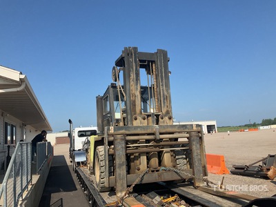 Clark Forklift