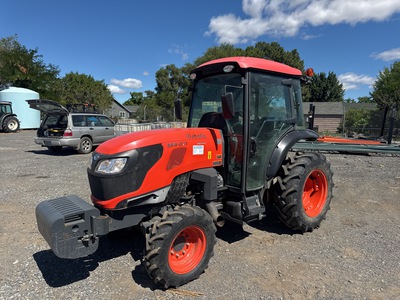 2023 Kubota M4N-071HDC12 4WD Utility Tractor