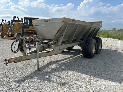 2011 Stoltzfus 12 ft Lime Esparcidor de fertilizantes