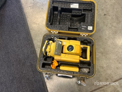 Topcon GTS-213 Electronic Total Station