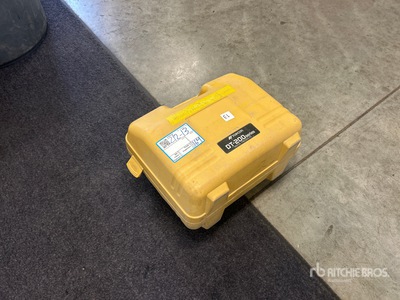 Topcon DT200 Digital Theodolite
