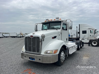 2014 Peterbilt 384 CNG 6x4 T/A Dagcabine Trekker