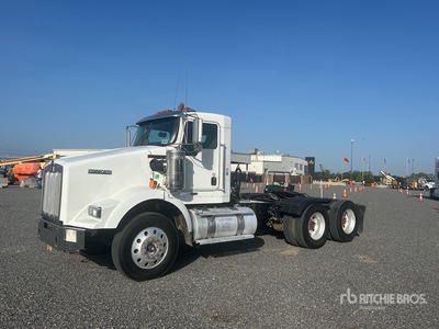 2013 Kenworth T800 6x4 Day Cab Prime Mover