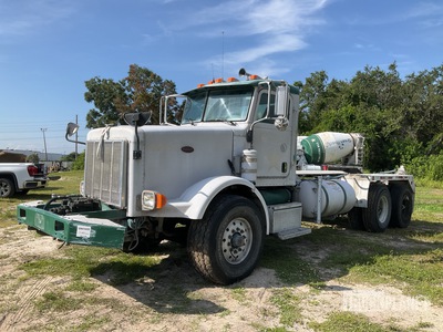 2005 Peterbilt 357 6x4 Camion hormigonera