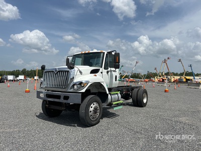2014 International 7300 4x4 Cab and Chassis