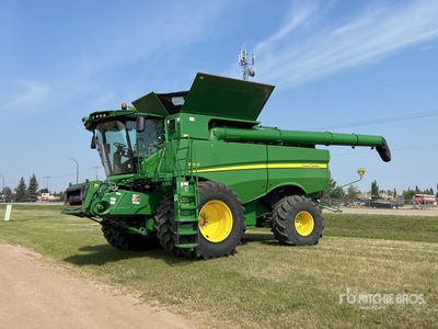 2016 John Deere S680 Cosechadora