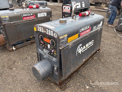 2008 Lincoln Classic 300D 300 A Skid-Mounted MIG Engine Driven Welder