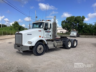 2009 Kenworth T800 6x4 T/A Dagcabine Trekker