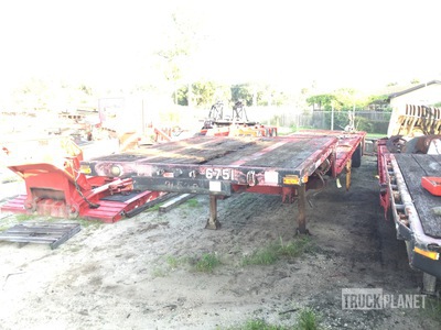 2003 Transcraft T/A Spread Axle Single Drop Step Deck Trailer