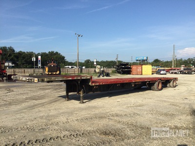 2000 Wabash T/A Spread Axle Step Deck Trailer