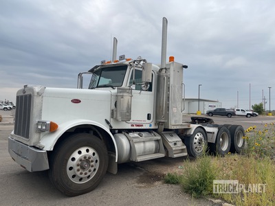 2007 Peterbilt 379 6x4 T/A Day Cab Truck Tractor