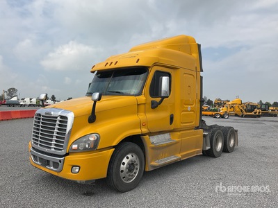 2016 Freightliner Cascadia 125 6x4 Tractocamion con Dormitorio / T/A Sleeper Truck Tractor