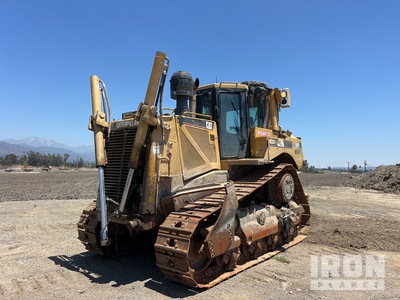 Cat D8T Crawler Dozer